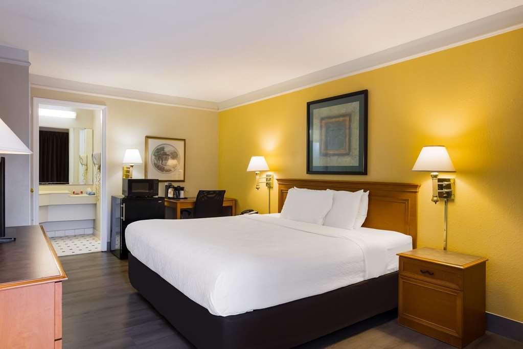 Econo Lodge Georgetown Quarto foto